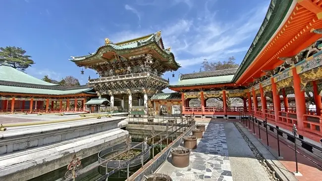 耕三寺 孝養門をくぐると異国感がすごい