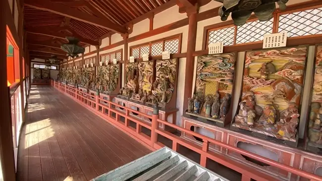 耕三寺 中門 回廊
