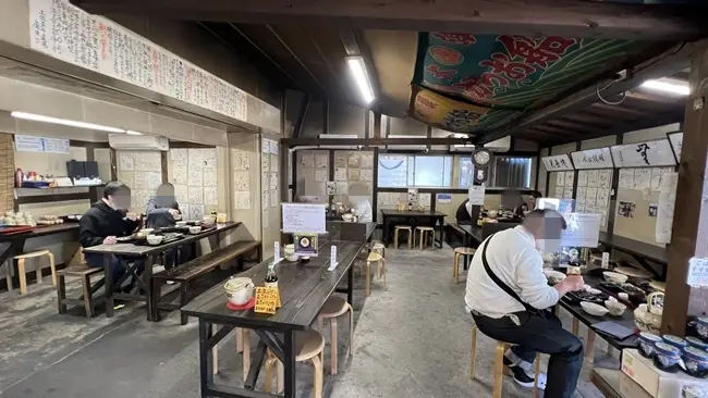 【高知】土佐タタキ道場でカツオの藁焼き体験！自分で焼くから絶品。予約不要で観光にも最適