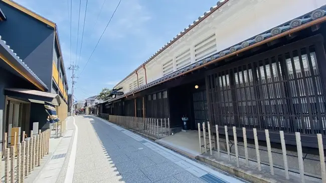 しおまち商店街 町並み