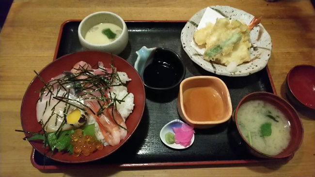 海鮮夢太郎 刺身定食と海鮮丼ランチが美味しい 三豊市グルメ