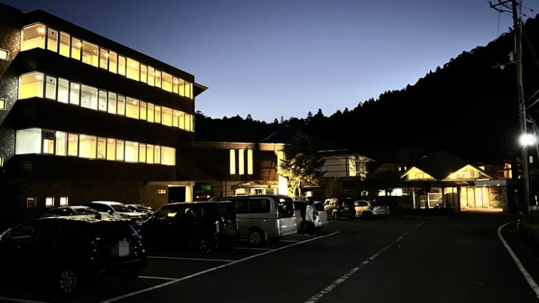 松葉川温泉 高知県でお湯も良くてホテルもいいと評判です。