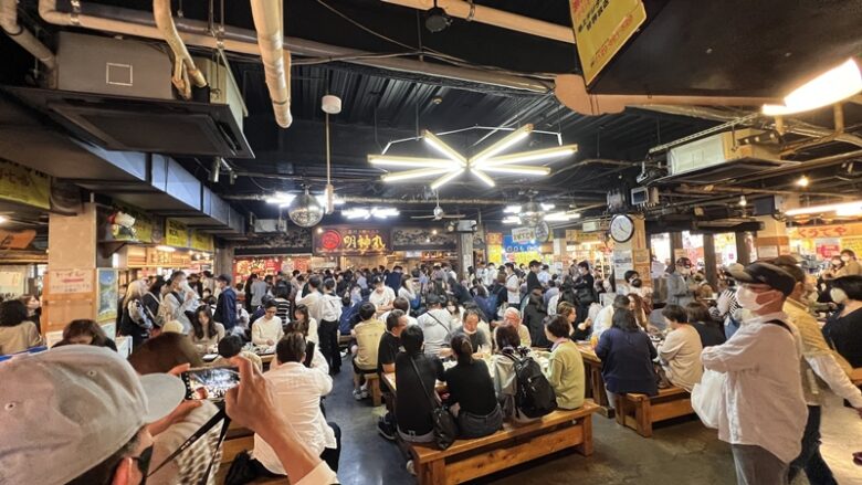 高知市で日本酒飲み歩き ひろめ市場が混雑時は店舗で飲むのがおススメ