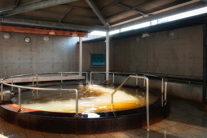 かみとくの湯 源泉かけ流し 露天風呂
