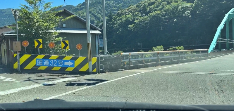 高知県 梶ヶ森 山頂まで車で行けます。 パノラマ大絶景で夏は涼しく夜は満天の星空