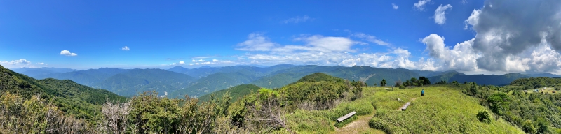 高知県 梶ヶ森 山頂まで車で行けます。 パノラマ大絶景で夏は涼しく夜は満天の星空