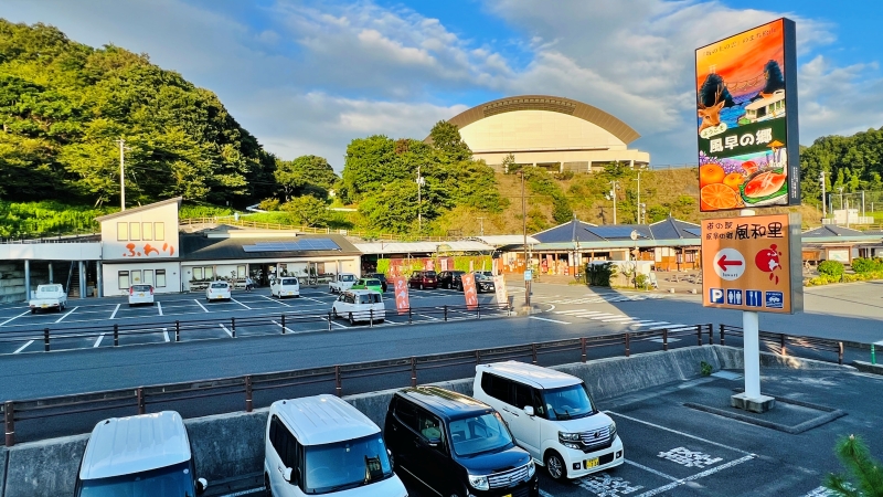 道の駅 風早の郷 風和里（ふわり） 車中泊もできて目の前にある海でも遊べて夕日が綺麗 愛媛県松山市