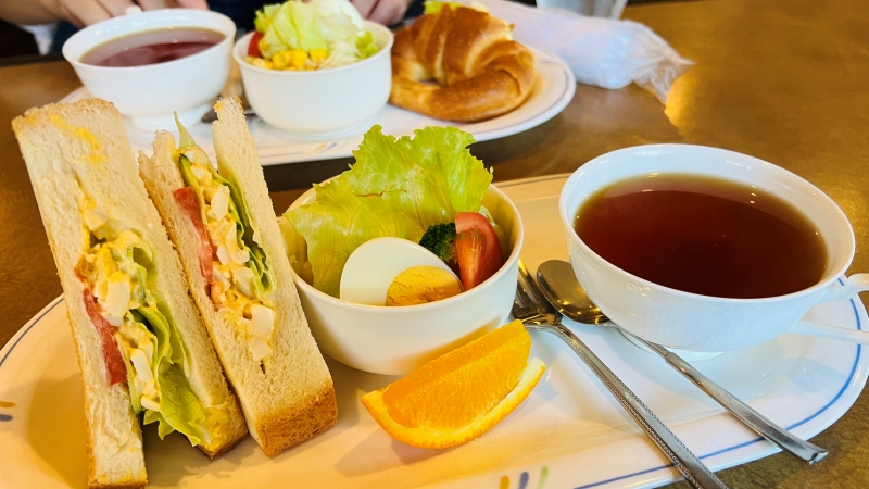 高知市 モーニング レトロな喫茶店 珈琲も人気の「カフェ・ド・ラペ」