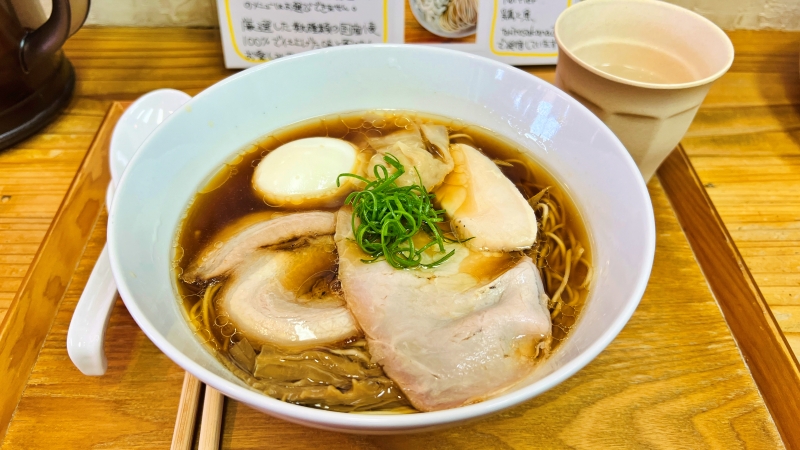 鶏と魚 高知の有名ラーメンは絶品でした 行列が出来る大人気店