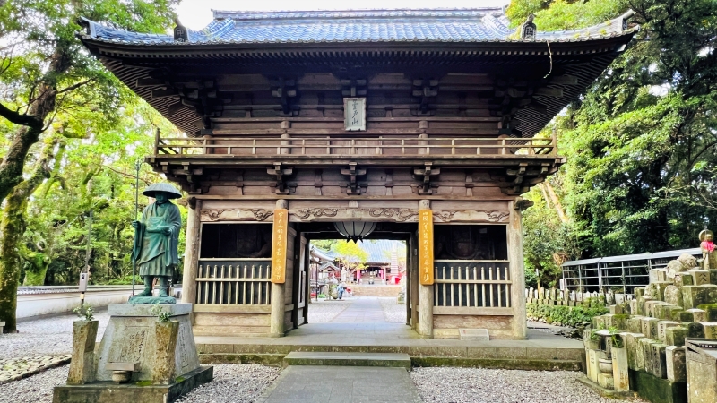 室戸岬にあるお寺 「最御崎寺 24番札所」灯台は恋人の聖地で絶景