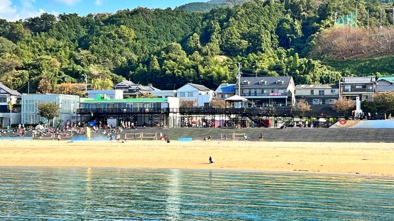 道の駅 ふたみ 海と夕陽がキレイで大人気 下灘駅近く 車中泊できる？