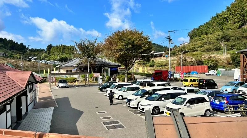 道の駅 なかやま 車中泊もできる 栗や蕎麦が名物 国道56号線沿い