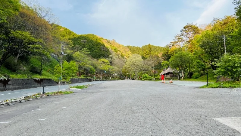 道の駅 ゆすはら 車中泊できて人気 温泉もあります。近くにはキャンプ場 ライダーズイン