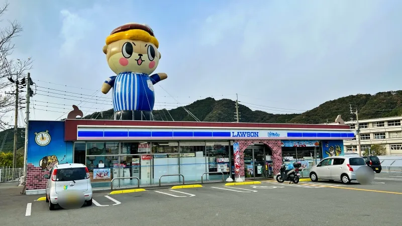 道の駅 かわうその里すさき 車中泊スポットでも人気 しんじょう君がいる須崎市