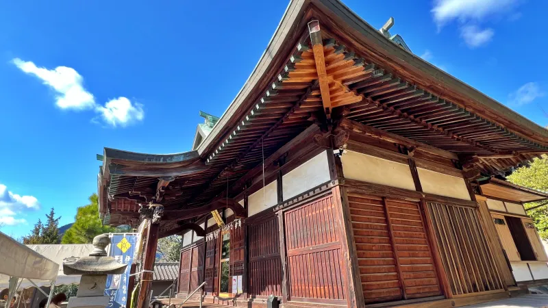 巳年は白い蛇の伝説が残る國分八幡宮 香川県国分寺 パワースポット