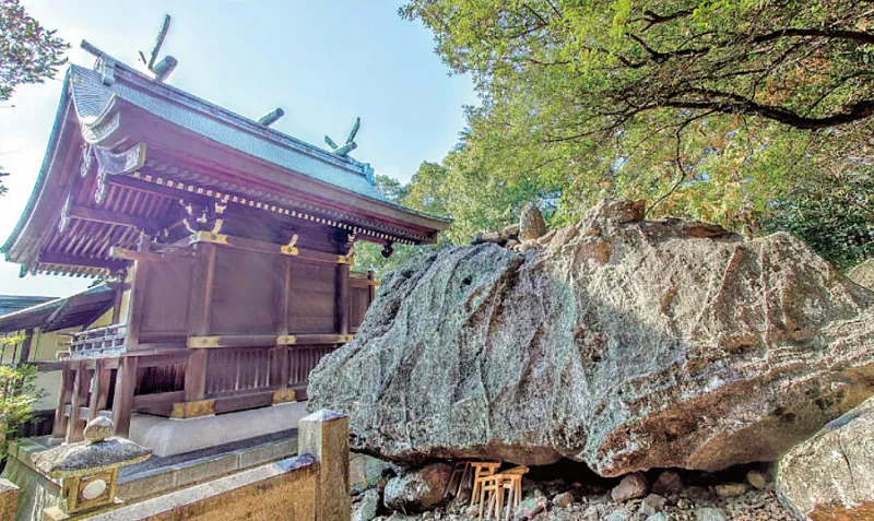 巳年は白い蛇の伝説が残る國分八幡宮 香川県国分寺 パワースポット