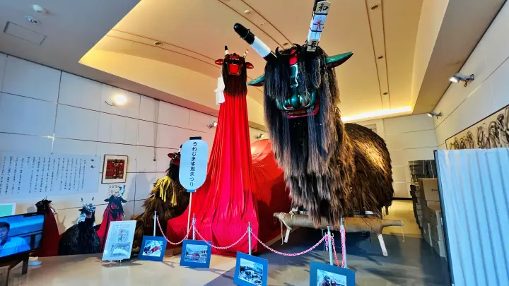 【宇和島】道の駅きさいや広場 ロイズ直営店やソフトクリーム フードコートで海鮮丼・鯛めし・じゃこ天を堪能 車中泊できる？