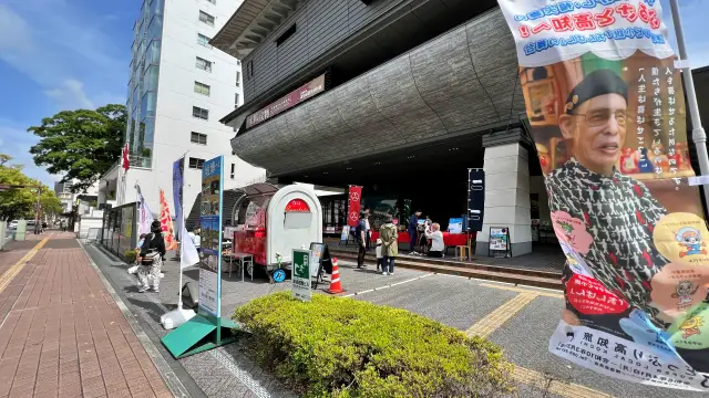高知市中心街を散策したGW ひろめ市場 高知城 春花まつり 風工房イチゴアイス