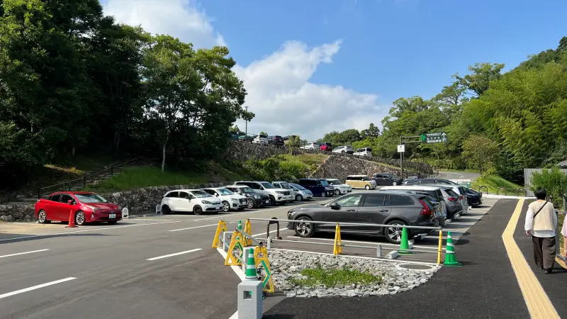 竹林寺の駐車場