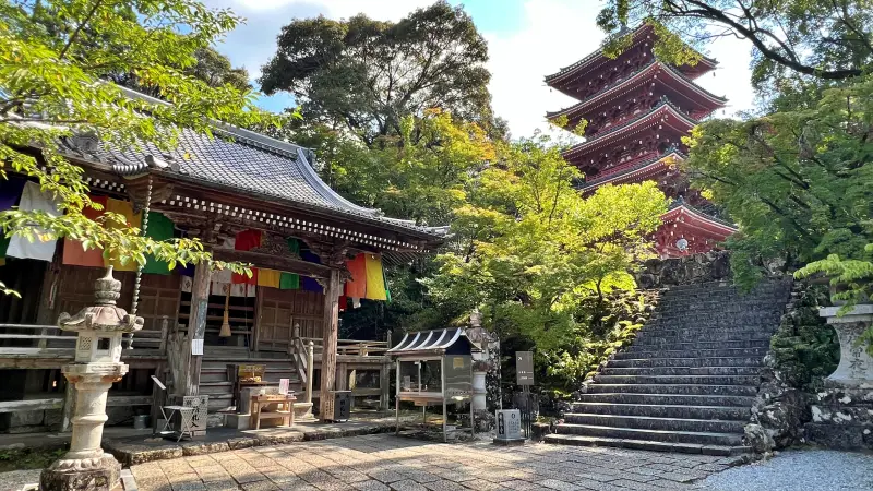 竹林寺 五台山にあるお寺で五重塔が有名 夏は風鈴 秋は紅葉と季節ごとに楽しめます。