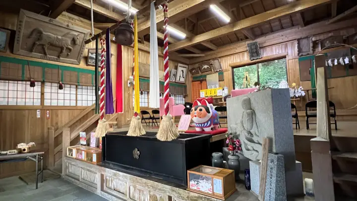 朝峯神社 風鈴の音色が心地良く癒されます。安産子授けパワースポット
