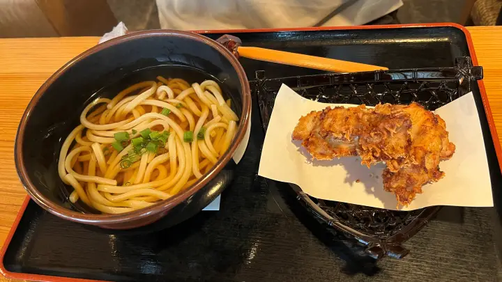 うどん処 わらし 座敷童が居ると噂の古民家 佐川町にある大人気店