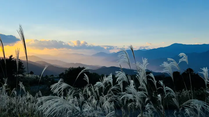 ゆとりすとパークから見る夕陽と山々