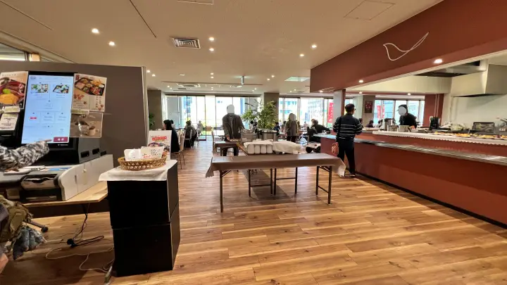 せんだんの木 高知市役所 ランチ 豊富なメニューで人気