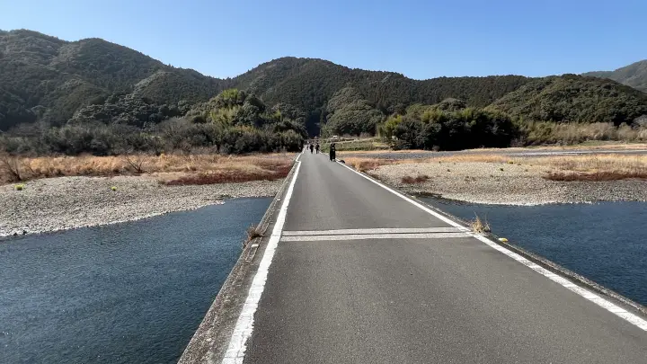 【激レア】四万十川・佐田沈下橋 渇水で水が消えた?今しか見られない絶景