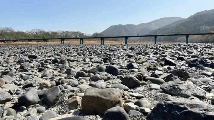 【激レア】四万十川・佐田沈下橋 渇水で水が消えた?今しか見られない絶景