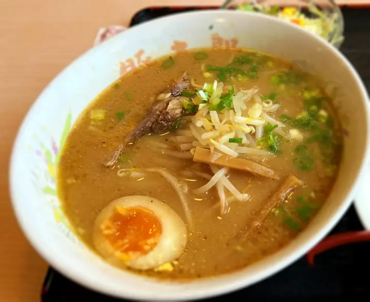 【高知市大津】豚太郎の味噌ラーメンが絶品!地元民に愛されるセットメニュー 実食レビュー