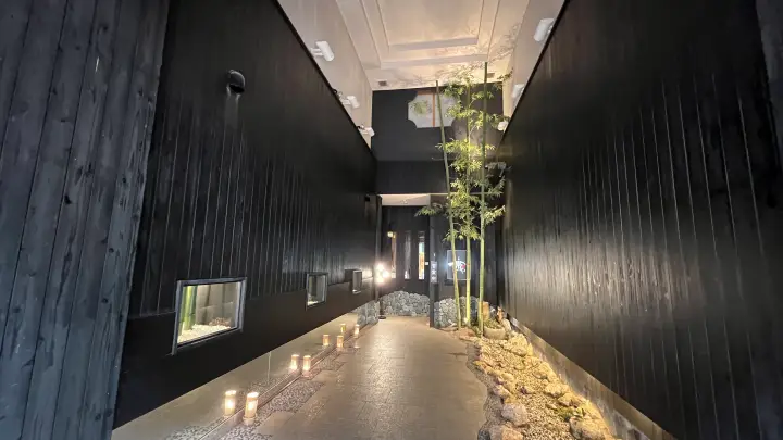【高知市帯屋町】帯屋勘助 外観