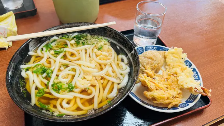 鬼北町 セルフうどん好屋 うどんと天ぷら