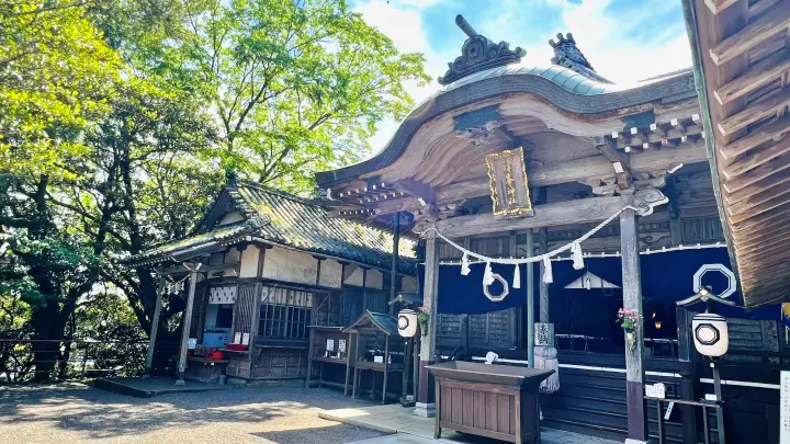 津峯神社 社殿