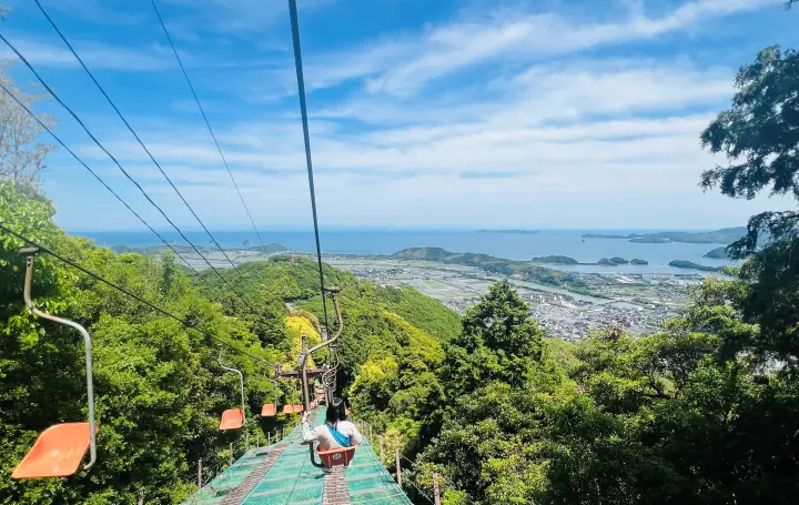 津峯神社 徳島の天空の神社・リフトからの絶景・徒歩での参拝方法・岩窟など見どころ完全ガイド