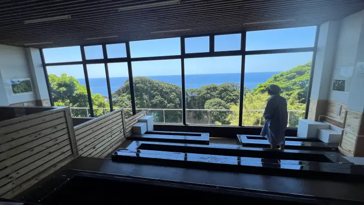 万次郎足湯 無料で楽しめる