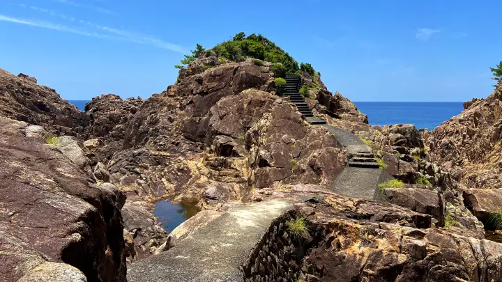竜宮神社への行き方 足元注意