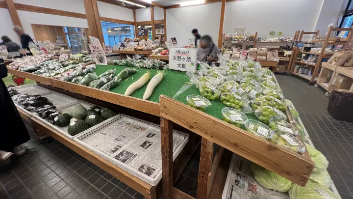 道の駅日吉夢産地の産直販売所とお土産コーナー