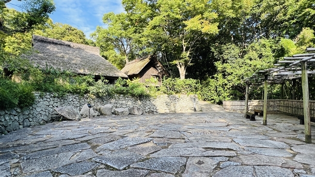 「四国村 ミウゼアム」をのんびりと散策 屋島にある古建築博物館
